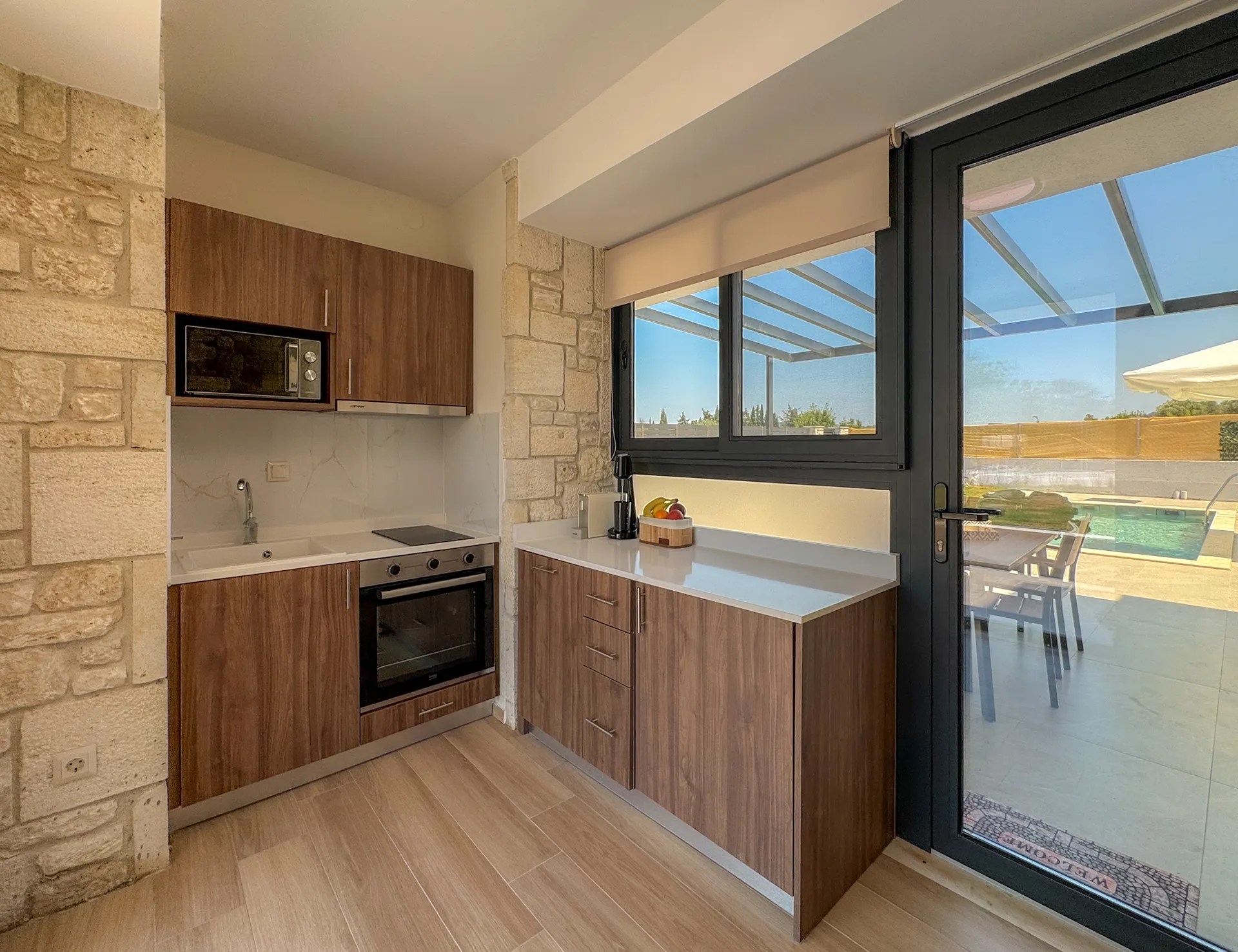 The Olive Path-Villa K8 Double Room with Private Swimming Pool kuhinja